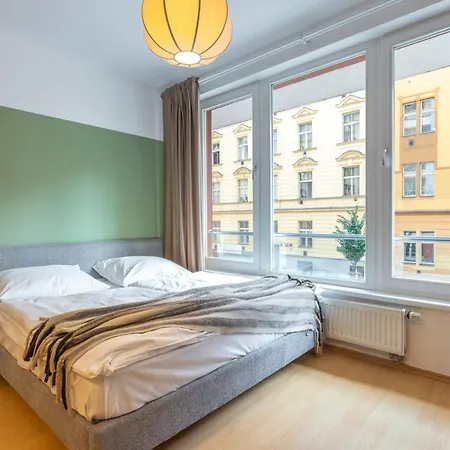Designer In A Vibrant Neighborhood By Easybnb Premium شقة *