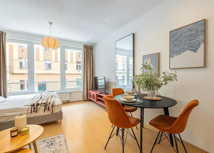 Designer In A Vibrant Neighborhood Appartamento *