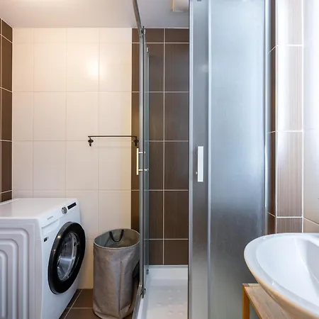 Designer In A Vibrant Neighborhood By Easybnb Premium Apartamento